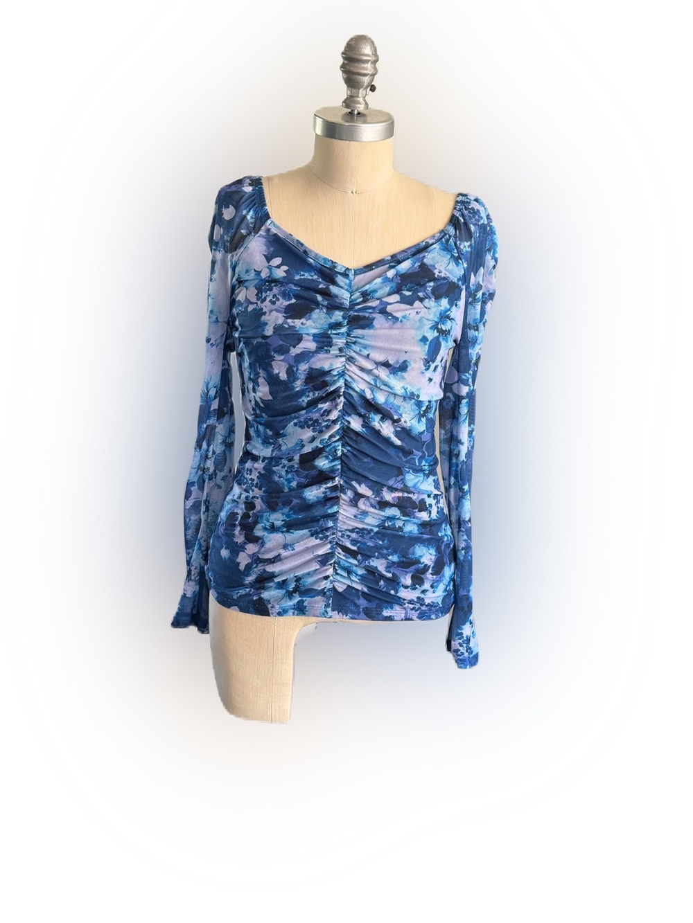 Willow Drive Women’s Blue Purple Floral Ruched Top. Size Small